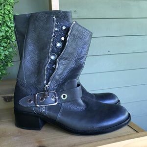 Vince Camuto Grey Studded Leather Boots Sz 10